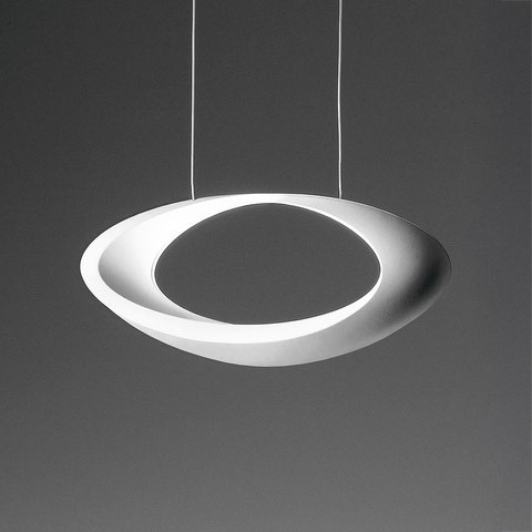 Artemide Cabildo white pendant lamp with elliptical ring shape, suspended by two thin cables, emitting diffused light