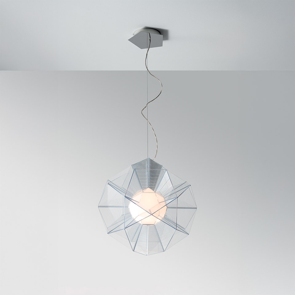 Artemide Arctic pendant lamp: geometric transparent polyhedral diffuser with central opal glass globe, suspended by a twisted cable