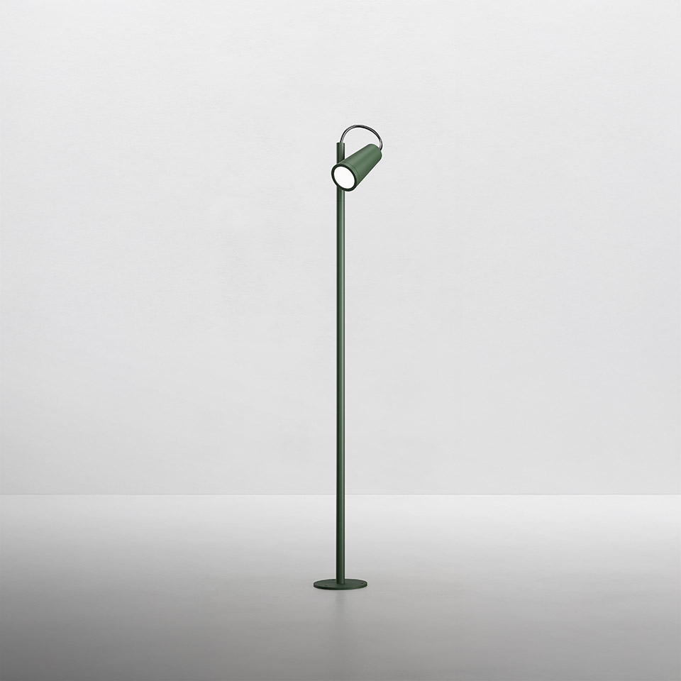 Artemide Conus floor lamp in forest green, slim pole with adjustable cylindrical spotlight head on circular base