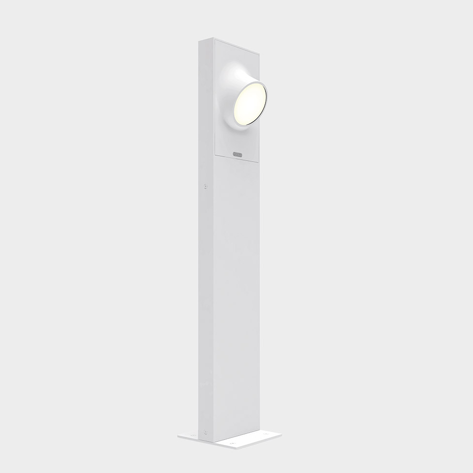 Artemide Ciclope floor lamp: tall slim white rectangular column with circular LED light head mounted near top, on flat base