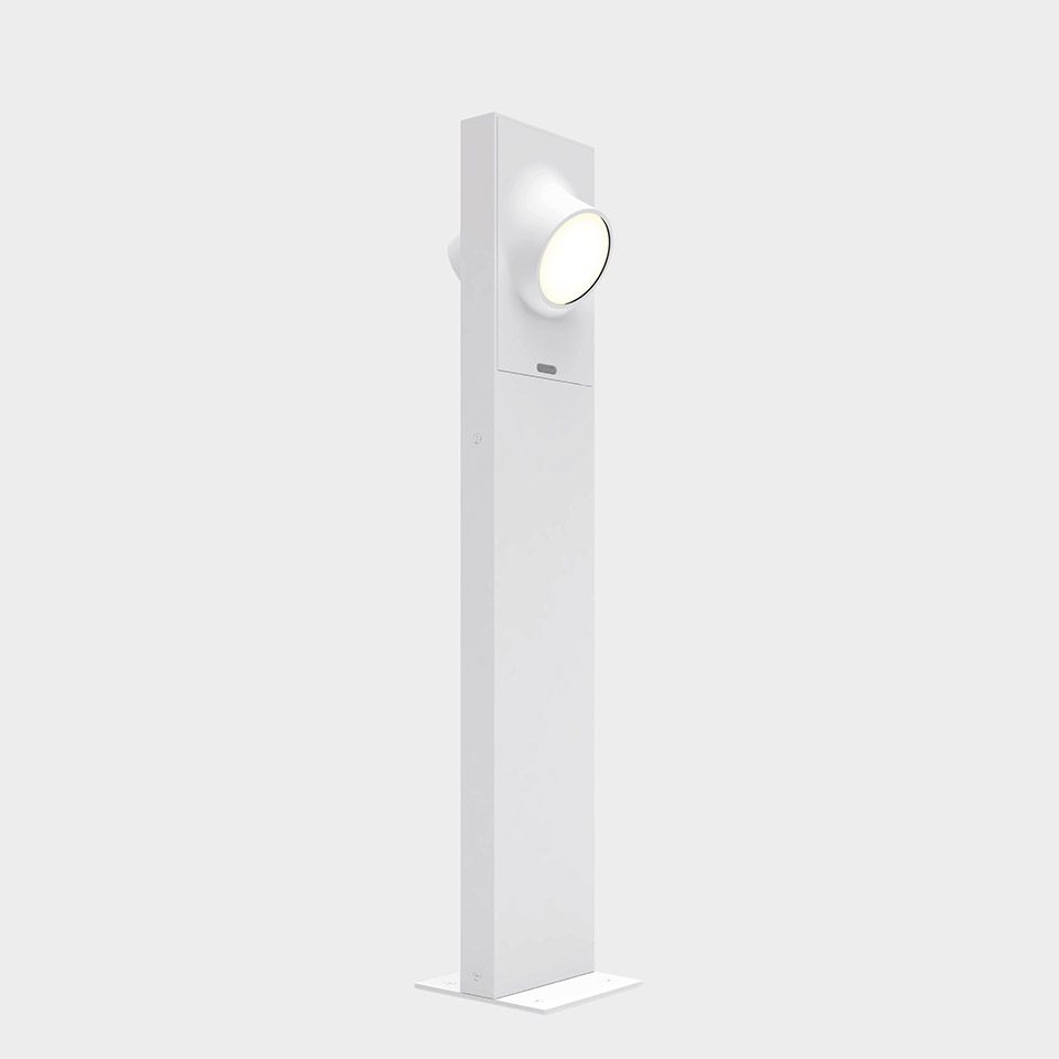 Artemide Ciclope floor lamp: slim white rectangular column with circular LED spotlight at top, mounted on flat base
