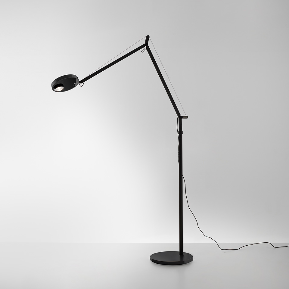 Artemide Demetra Professional Reading Floor lamp in black, with adjustable articulated arm, circular LED head, and round base