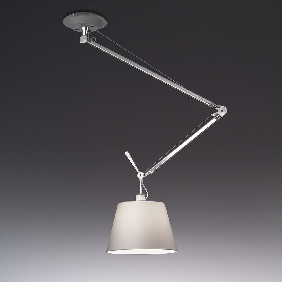 Artemide Tolomeo Decentrata Sospensione: adjustable ceiling lamp with articulated aluminum arm and conical parchment shade