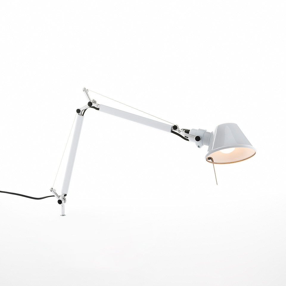 Artemide Tolomeo Micro Tavolo desk lamp in white, featuring double articulated arm, conical shade, and pull-cord switch